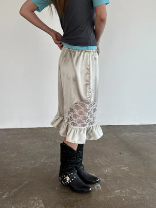[3 colors] Silky Frill Bermuda Pants