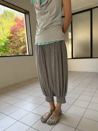 [2 colors] Cozy Shirring Capri Pants