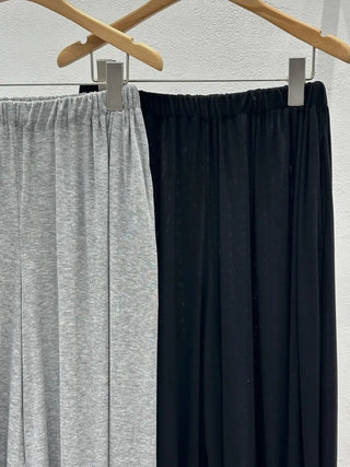 [2 colors] Cozy Shirring Capri Pants