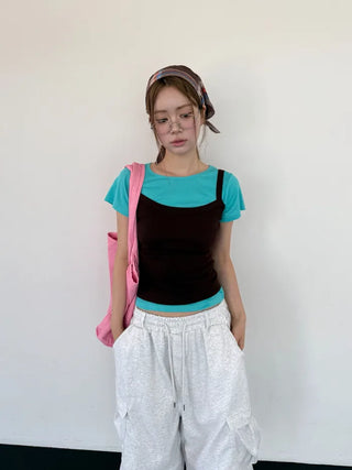 [10 colors] Lip Sleeveless Top