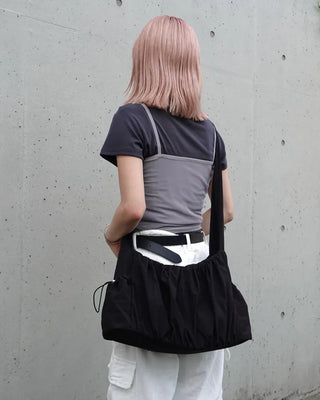 Bust yoke seam half T-shirt