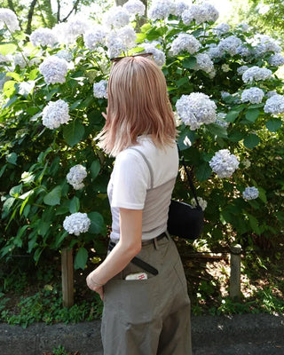 See-through ribbed half-length T-shirt