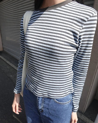 Striped simple long-sleeved T-shirt