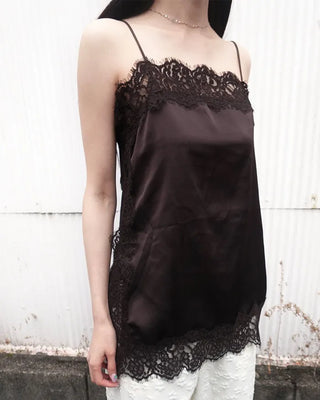 Lace sleeveless mini dress