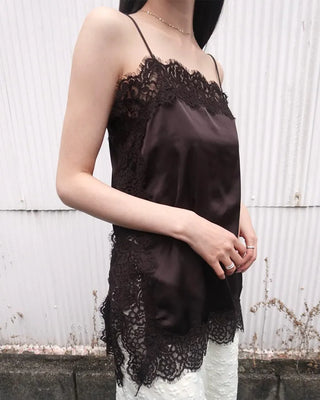 Lace sleeveless mini dress