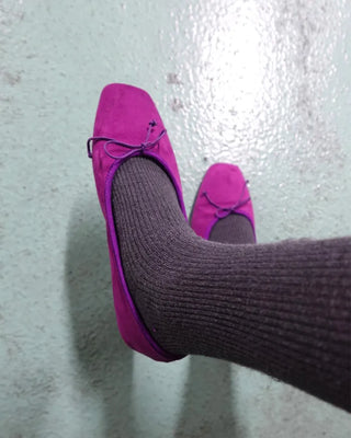 Suede ribbon flat shoes