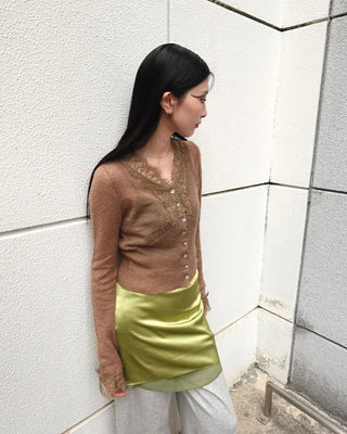 Lace-point V-neck cardigan