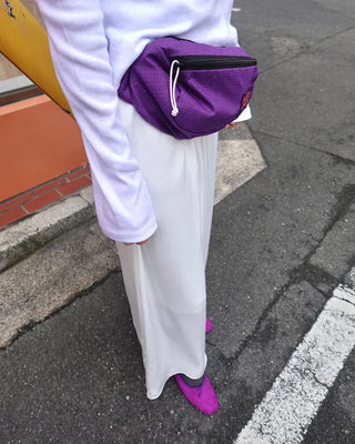 Suede ribbon flat shoes
