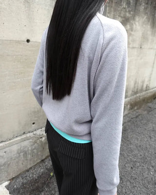 High-neck big button point cardigan