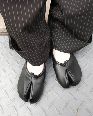 Tabipoint flat shoes