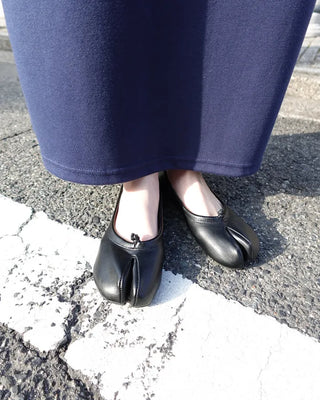 Tabipoint flat shoes