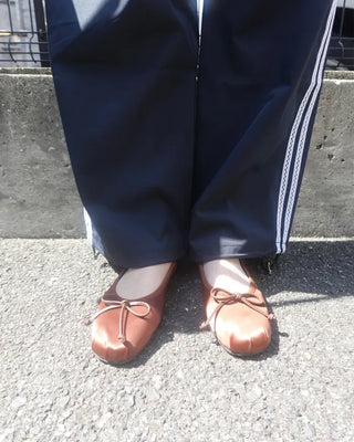 Ribbon flat shoes