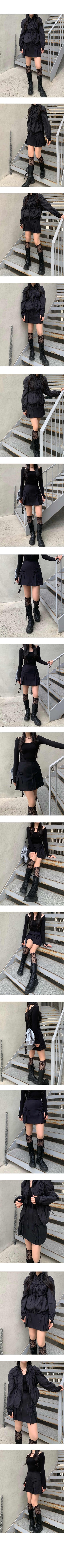 Back elastic ribbon mini skirt