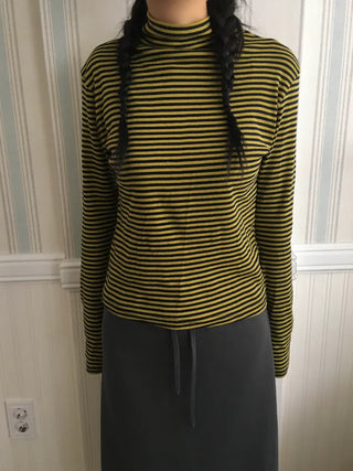 (4 colors) High-neck T-shirt