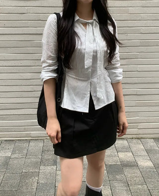 Striped muffler shirt