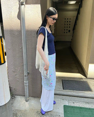 Lace slim-fit long skirt