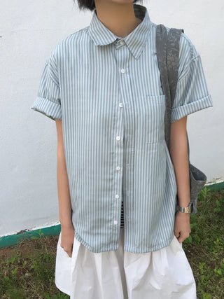 [3 colors] Striped short-sleeved shirt