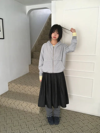(2 colors) Pleated denim skirt