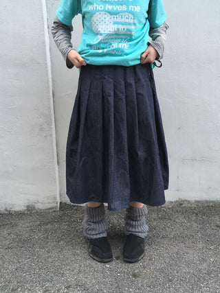(2 colors) Pleated denim skirt