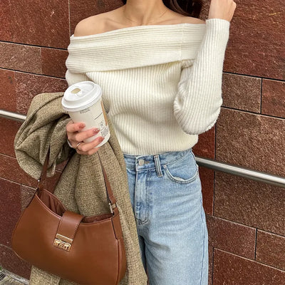 Off-shoulder knit