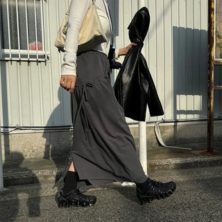 Low-balance pintuck long skirt