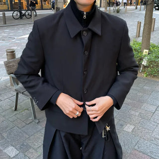 Button-collar cropped jacket