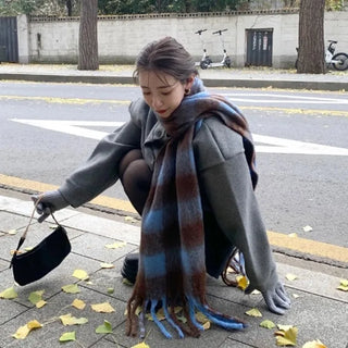 Daily check scarf