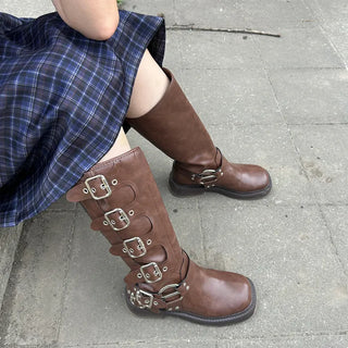Buckle belt boots