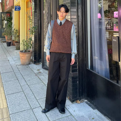(Unisex) Dart-cut slacks