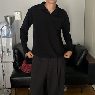 Basic open-collar T-shirt