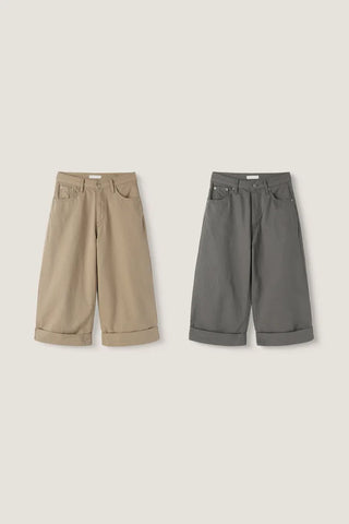 [2 colors] Bermuda shorts