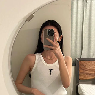 Ribbon stitch sleeveless