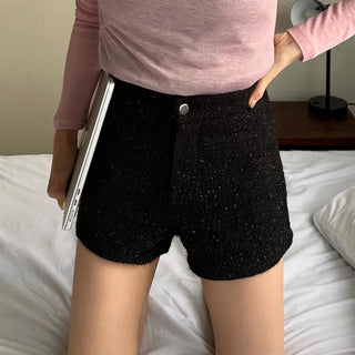 Back pocket tweed shorts