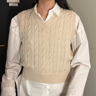 Twist V-neck knit vest