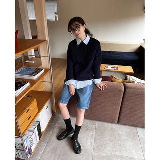 Daily thick-framed glasses