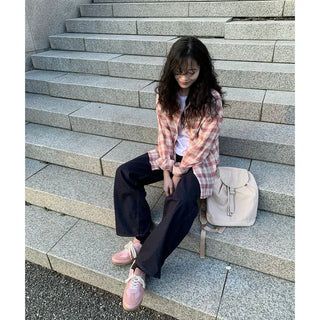 Wide-leg denim pants