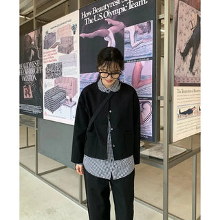 Daily thick-framed glasses