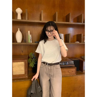 Daily thick-framed glasses