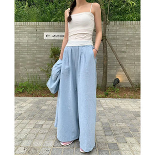Camisole with built-in cups