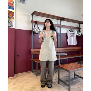 Wide-leg pleated pants
