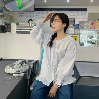 Round neck cotton puff sleeve ruffle blouse