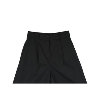 Pleated shorts