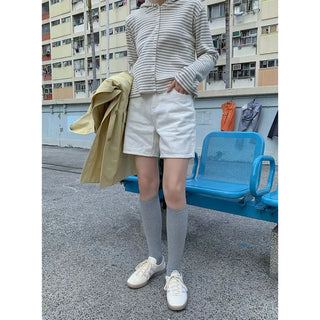 Simple cotton shorts
