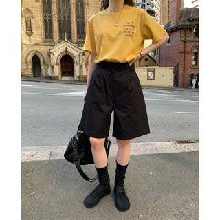 Pleated shorts