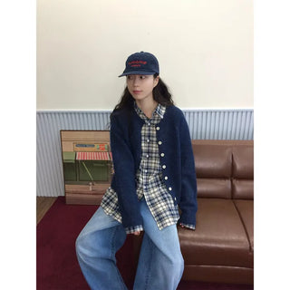 Round wool cardigan