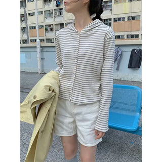 Simple cotton shorts