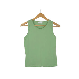 Round neck sleeveless