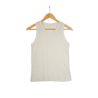 Round neck sleeveless
