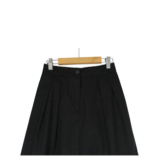 Basic long flared skirt