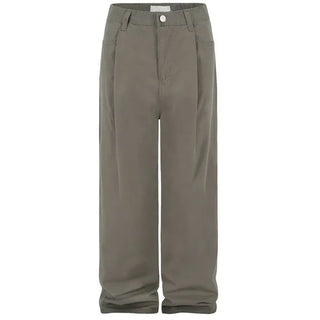 Wide-leg pleated pants